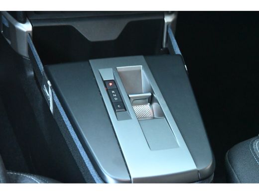 Opel Frontera Electric Edition 44 kWh 3 Fase 8 Jaar Garantie! 99%SOH! | Navigatie | Achteruitrijcamera | Draadl... ActivLease financial lease