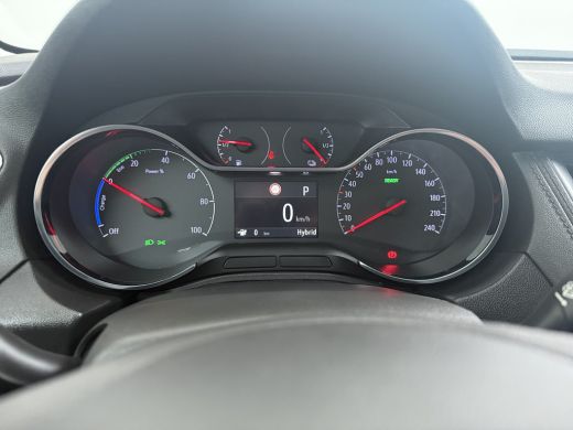 Opel Grandland X 1.6 Turbo Hybrid Business Edition / Navigatie / Camera / Parkeersensoren / ECC / Carplay / 18'' LMV ActivLease financial lease