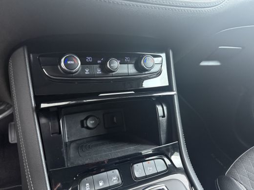 Opel Grandland X 1.6 Turbo Hybrid Business Edition / Navigatie / Camera / Parkeersensoren / ECC / Carplay / 18'' LMV ActivLease financial lease