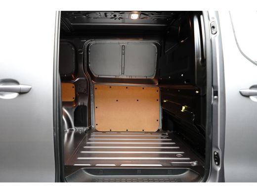 Opel Vivaro Innovation 2.0 CDTi L2H1 177 PK Automaat-8 Airco | Camera | Adaptive Cruise | LM Velgen | Apple C... ActivLease financial lease