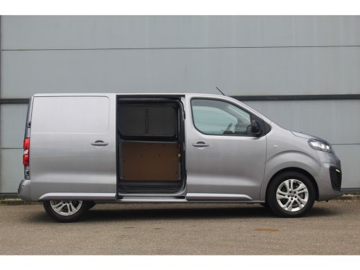 Opel Vivaro L2H1 180 PK Innovation AUT. | Camera | Airco | Cruise C. | BLIS | Park Assist V&A | CarPlay | Nav... ActivLease financial lease