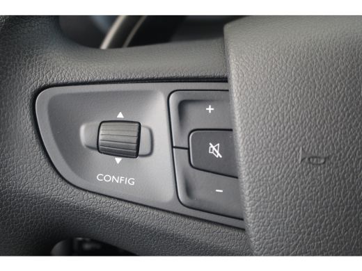 Opel Vivaro L2H1 180 PK Innovation AUT. | Camera | Airco | Cruise C. | BLIS | Park Assist V&A | CarPlay | Nav... ActivLease financial lease