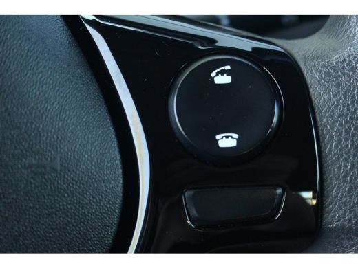 Peugeot 108 1.0 e-VTi Active | Camera | Carplay | Airco | DAB | Bluetooth | Camera | Carplay | Airco | DAB | ... ActivLease financial lease