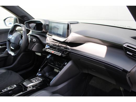 Peugeot 2008 1.2 PureTech GT Pack | Automaat | Navigatie | Camera | Panorama/schuifdak | Alcantara | Focal | 1... ActivLease financial lease