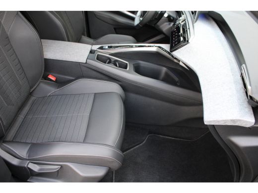 Peugeot 5008 1.2 Hybrid 136 Allure | Automaat | Navigatie | Camera | 7 Persoons | Trekhaak | Mild Hybrid | App... ActivLease financial lease