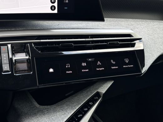 Peugeot 5008 Allure | 360&deg; Vision & Drive Assist Pack | 3de rij: neerklapbare zittingen met Easy access naar d... ActivLease financial lease