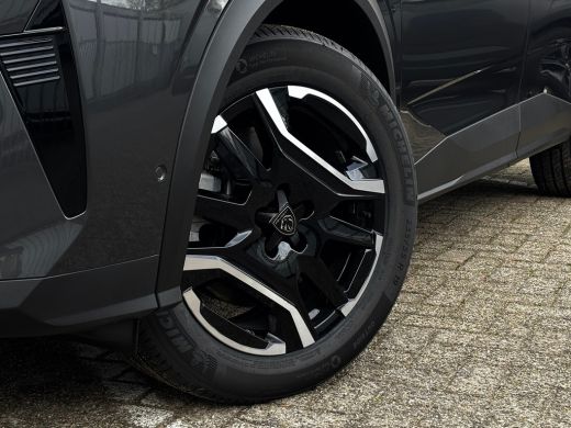 Peugeot 5008 Allure | 360&deg; Vision & Drive Assist Pack | 3de rij: neerklapbare zittingen met Easy access naar d... ActivLease financial lease