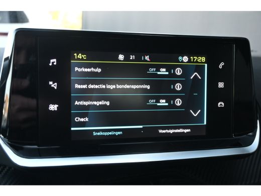 Peugeot e-2008 EV Active Pack 50 kWh 3 Fase 96,6%SOH! | Stoelverwarming | Achteruitrijcamera | Dealeronderhouden... ActivLease financial lease