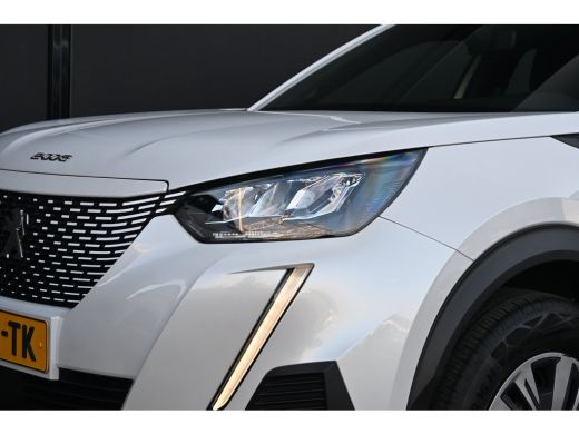 Peugeot e-2008 EV Active Pack 50 kWh 3 Fase 96,6%SOH! | Stoelverwarming | Achteruitrijcamera | Dealeronderhouden... ActivLease financial lease