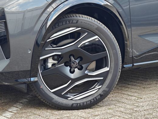 Peugeot e-3008 Launch Edition 325 Dual Motor 73 kWh | Achterstoelen verwarmd | Achteruitrijcamera | Apple Carpla... ActivLease financial lease