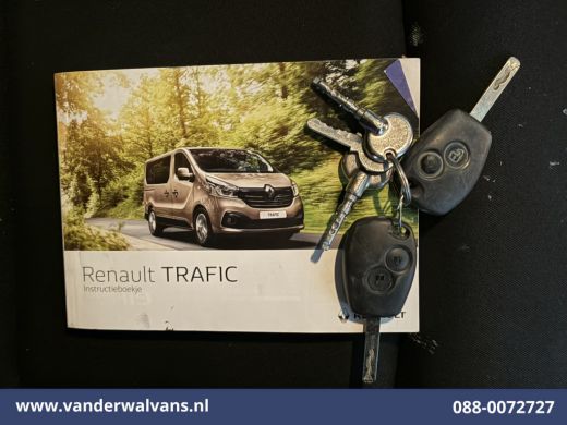 Renault Trafic 1.6 dCi 122pk L2H1 Euro6 Airco | Imperiaal | Trekhaak | Navigatie | LM velgen | Cruisecontrol Par... ActivLease financial lease