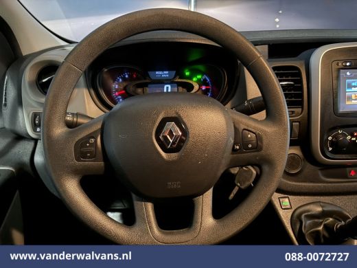 Renault Trafic 1.6 dCi 122pk L2H1 Euro6 Airco | Imperiaal | Trekhaak | Navigatie | LM velgen | Cruisecontrol Par... ActivLease financial lease