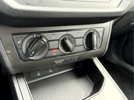 Seat Ibiza 1.0 MPI Reference Airco, Stoelverwarming, Cruise Controll ActivLease financial lease