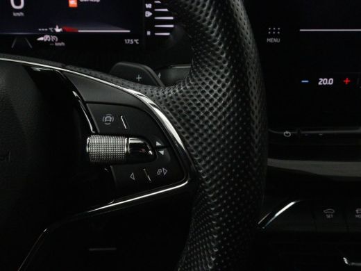 Skoda Octavia 1.4 TSI iV PHEV Sportline Business | SOH 96% | Trekhaak | Stoelverwarming | Camera | Carplay | Na... ActivLease financial lease