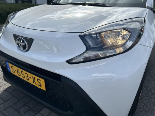 Toyota Aygo 1.0 VVT-i S-CVT Play ActivLease financial lease