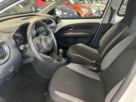 Toyota Aygo 1.0 VVT-i S-CVT Play ActivLease financial lease