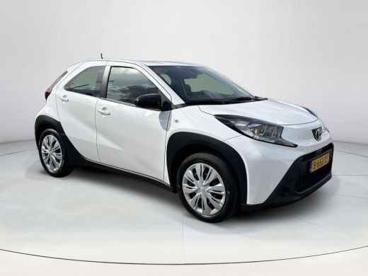 Toyota Aygo 1.0 VVT-i S-CVT Play ActivLease financial lease
