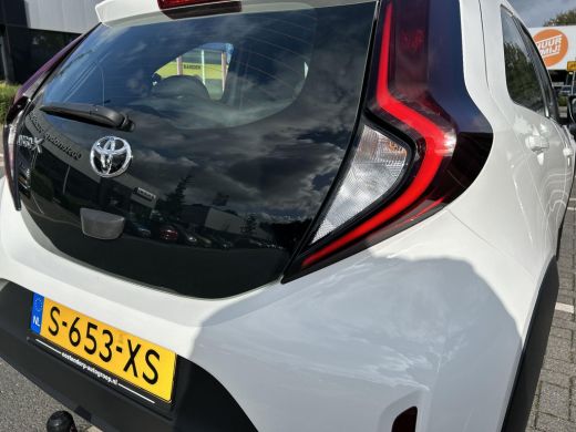 Toyota Aygo 1.0 VVT-i S-CVT Play ActivLease financial lease