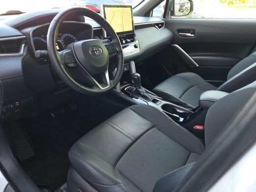 Toyota Corolla Cross Hybrid 140 Business Plus | Apple CarPlay | Blindspot | Parkeersensoren | Rijklaar incl. garantie | ActivLease financial lease