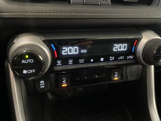 Toyota RAV4 2.5 Hybrid Style ActivLease financial lease