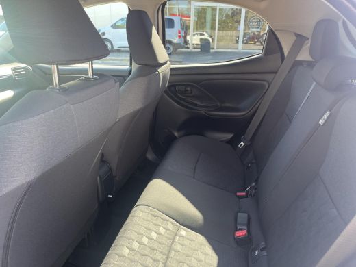 Toyota Yaris 1.5 Hybrid 115 Dynamic | Apple CarPlay/Android auto | Achteruitrijcamera | Stuur en stoelverwarming ActivLease financial lease