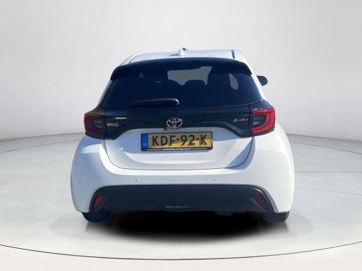 Toyota Yaris 1.5 Hybrid 115 Dynamic | Apple CarPlay/Android auto | Achteruitrijcamera | Stuur en stoelverwarming ActivLease financial lease