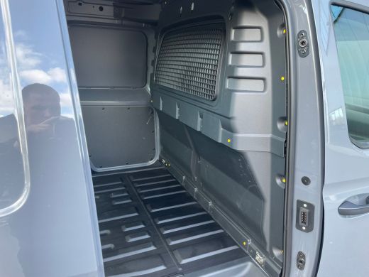 Volkswagen Caddy Trend | Achterklep verglaasd | Achterlichten LED | Achterruit verwarmbaar ActivLease financial lease