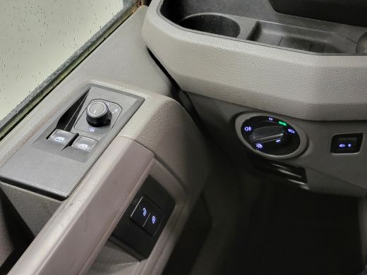 Volkswagen Crafter 2.0TDI Dubbele Cabine Kipper 3000kg Trekgewicht Euro 6! ActivLease financial lease