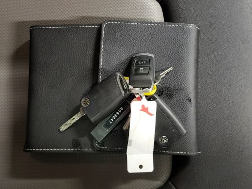 Volkswagen Crafter 2.0TDI Dubbele Cabine Kipper 3000kg Trekgewicht Euro 6! ActivLease financial lease