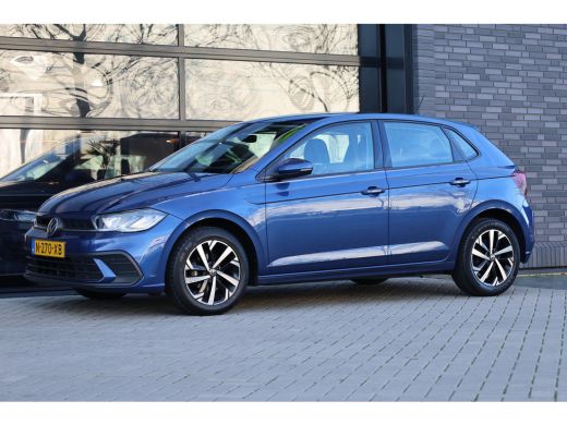 Volkswagen Polo 1.0 TSI Life | NAP! | BTW | DIGITAL | PDC VOOR & ACHTER | CARPLAY | ActivLease financial lease