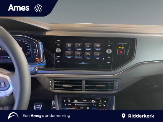 Volkswagen Taigo R-Line Edition 1.0 TSI 116 PK | Stoelverwarming | Camera | Sensoren voor en achter | ActivLease financial lease