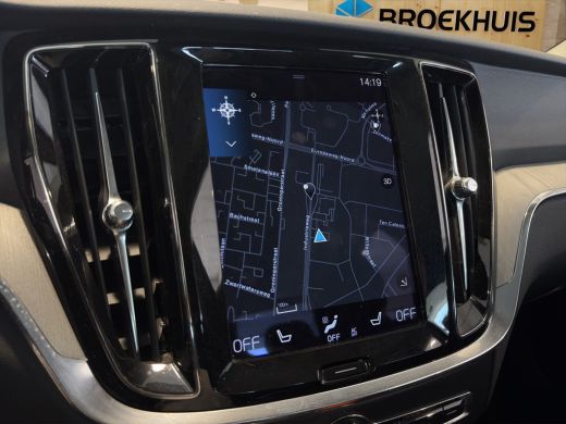 Volvo  S60 2.0 Recharge T6 AWD | BLIS | Memory stoelen | Stoel + Stuur verwarming | Clima | Navi | All-seaso... ActivLease financial lease