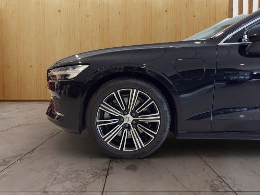Volvo  S60 2.0 Recharge T6 AWD | BLIS | Memory stoelen | Stoel + Stuur verwarming | Clima | Navi | All-seaso... ActivLease financial lease