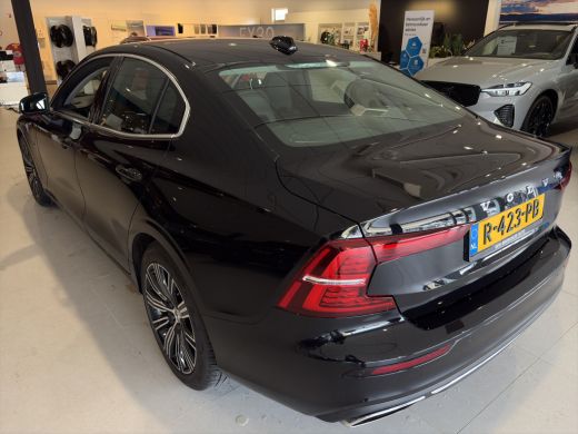 Volvo  S60 2.0 Recharge T6 AWD | BLIS | Memory stoelen | Stoel + Stuur verwarming | Clima | Navi | All-seaso... ActivLease financial lease