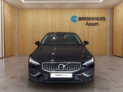 Volvo  S60 2.0 Recharge T6 AWD | BLIS | Memory stoelen | Stoel + Stuur verwarming | Clima | Navi | All-seaso... ActivLease financial lease