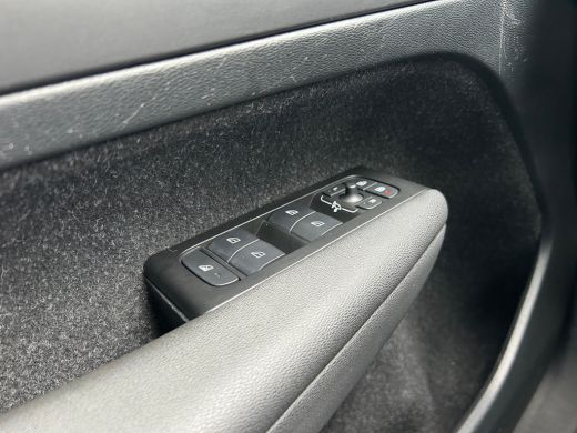 Volvo  XC40 Recharge P8 AWD R-Design | SoH 91% | Panoramadak | 360 Camera | Harman/Kardon | ActivLease financial lease