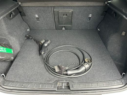 Volvo  XC40 Recharge P8 AWD R-Design | SoH 91% | Panoramadak | 360 Camera | Harman/Kardon | ActivLease financial lease