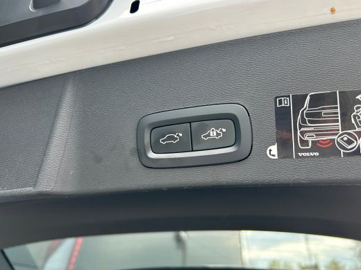 Volvo  XC40 Recharge P8 AWD R-Design | SoH 91% | Panoramadak | 360 Camera | Harman/Kardon | ActivLease financial lease