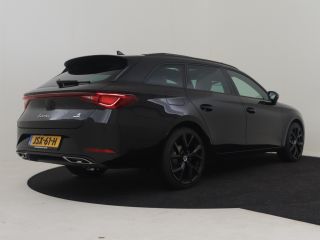 Seat Leon Sportstourer 1.5 TSI e-Hybrid FR Business | Achteruitrijcamera | Alcantara bekleding | Armsteun voor