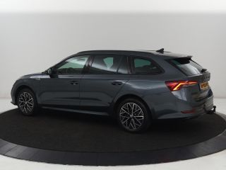 Skoda Octavia 1.4 TSI iV PHEV Sportline Business | SOH 96% | Trekhaak | Stoelverwarming | Camera | Carplay | Na...
