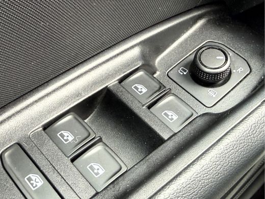 Audi A1 Sportback Sportback 25 TFSI Advanced edition 17''Lmv, Stoelverwarming, App Connect ActivLease financial lease