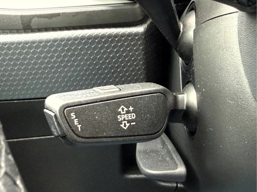 Audi A1 Sportback Sportback 25 TFSI Advanced edition 17''Lmv, Stoelverwarming, App Connect ActivLease financial lease