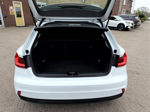 Audi A1 Sportback Sportback 25 TFSI Advanced edition 17''Lmv, Stoelverwarming, App Connect ActivLease financial lease