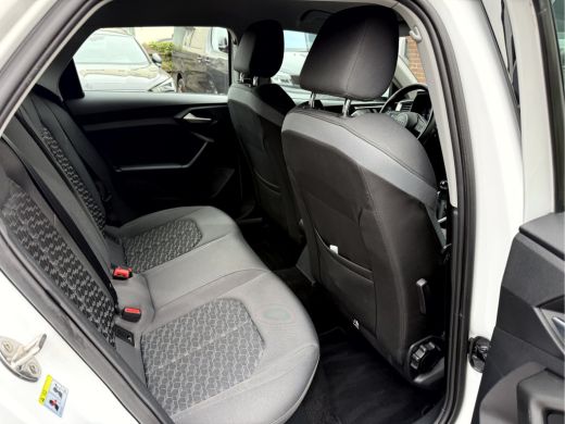 Audi A1 Sportback Sportback 25 TFSI Advanced edition 17''Lmv, Stoelverwarming, App Connect ActivLease financial lease