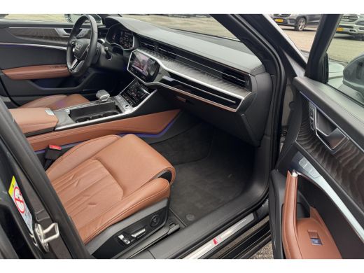 Audi A6 Avant 55 TFSI quattro S edition / BTW / PANO / FULL LED / S- LINE / CAMERA / ActivLease financial lease