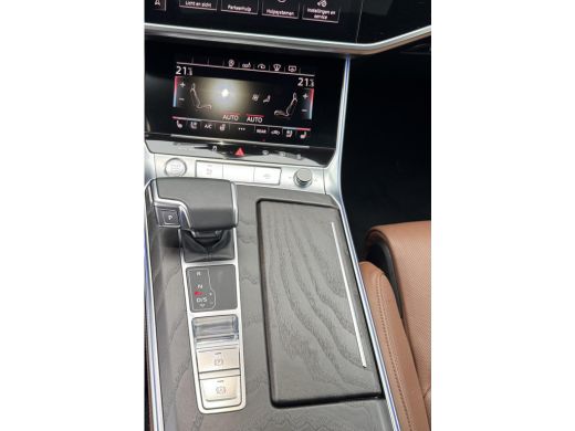 Audi A6 Avant 55 TFSI quattro S edition / BTW / PANO / FULL LED / S- LINE / CAMERA / ActivLease financial lease