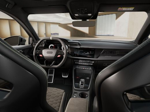 Audi RS3 competition limited | Comfortsleutel | Elektrische achterklep | Glazen panoramadak ActivLease financial lease