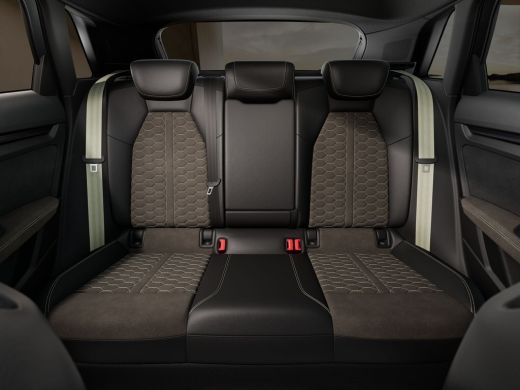 Audi RS3 competition limited | Comfortsleutel | Elektrische achterklep | Glazen panoramadak ActivLease financial lease