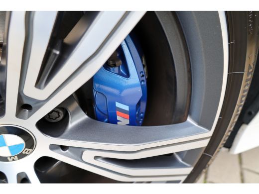 BMW 3 Serie 330e Business Edition Plus | BTW | NAP | M-SPORT | LASER | KEYLESS | 360 | LEDER | DEALER ONDH | ActivLease financial lease