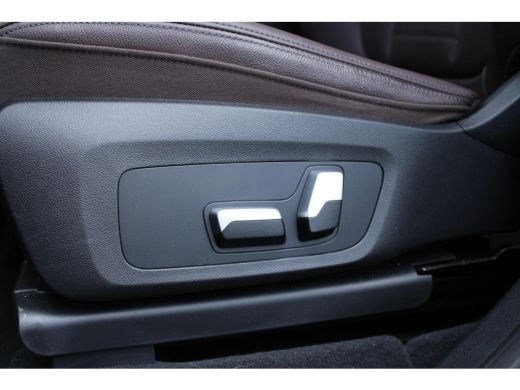 BMW iX3 Executive 80 kWh NL-AUTO SHADOW LINE | PANODAK | LEDER ActivLease financial lease